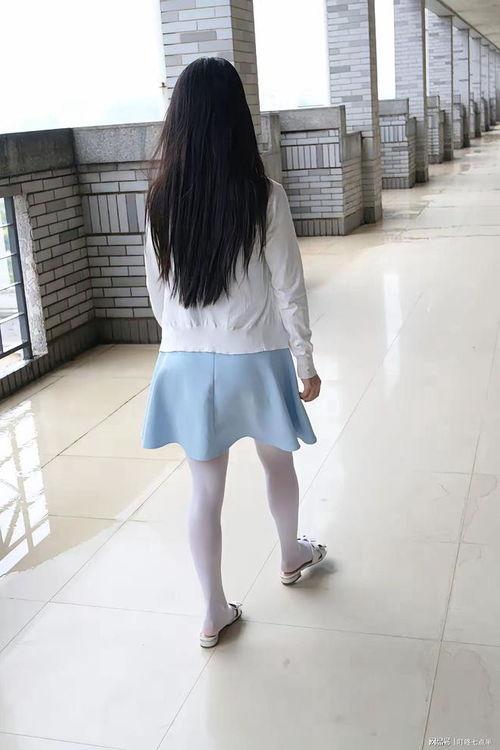 老师女王丝袜,老师风采的优雅演绎