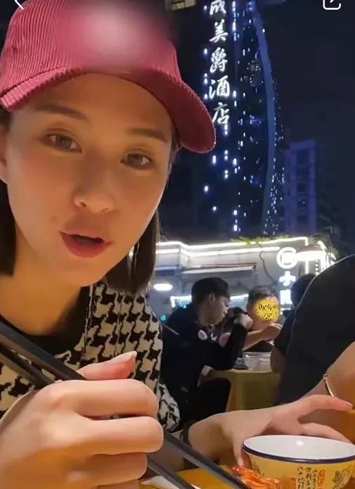 娱乐圈吃瓜直播间爆料