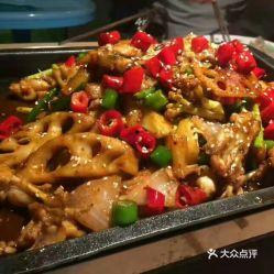 娱乐吃瓜酱牛蛙,揭秘娱乐圈那些不为人知的幕后故事